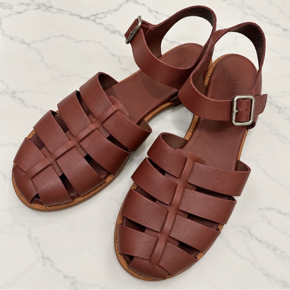 Quince Italian Leather Fisherman Sandals like new In perfect condition Sz10